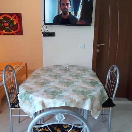 Teo * Πομόριε